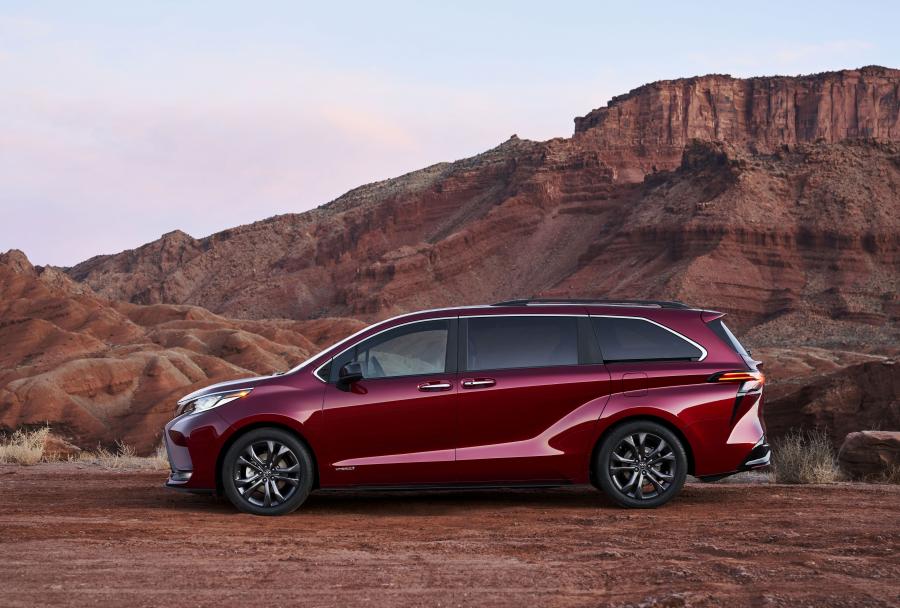  Toyota Sienna XSE 2020 года  (фото 4 из 14)